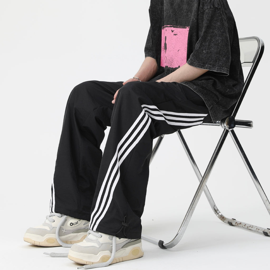 Men’s Loose Fit Striped Athletic Wide-Leg Pants